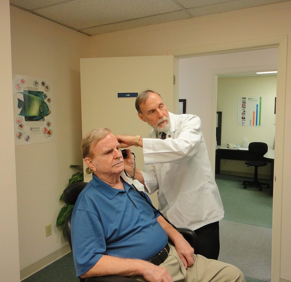 hearing aid, hearing, ears-1490115.jpg